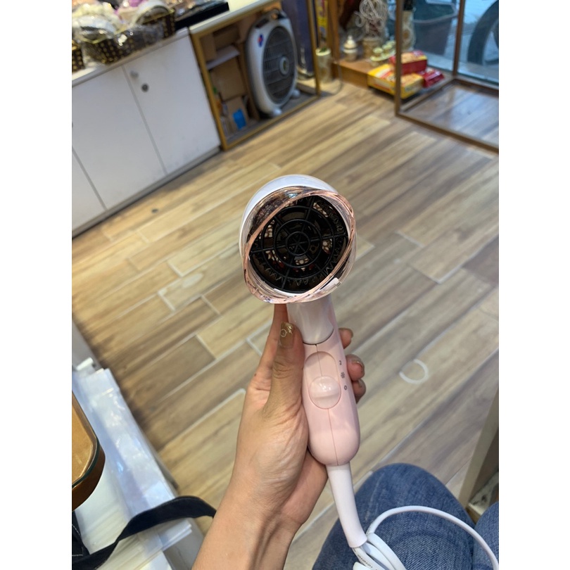 Máy sấy tóc Philips HP8108, máy sấy mini, gấp gọn du lịch nhỏ gọn - Hàng chính hãng bảo hành 24 tháng