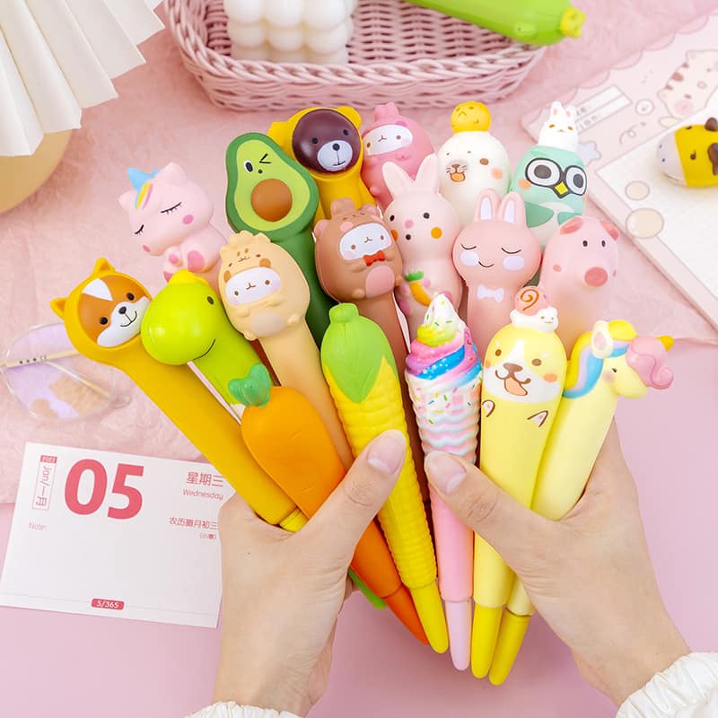 Bút Squishy các mẫu siêu đẹp màu đen ngòi 0.5mm