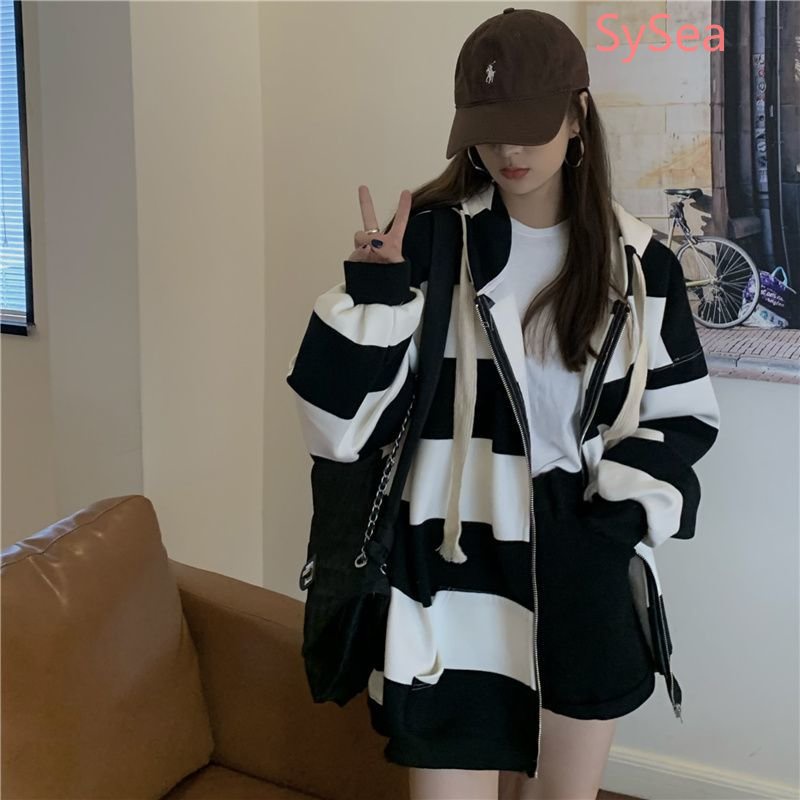 Áo Hoodie Form Rộng Họa Tiết Kẻ Sọc Phong Cách Hàn Quốc