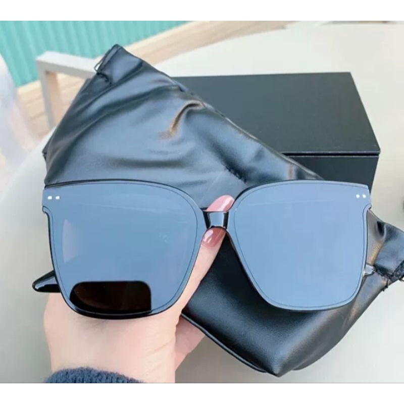 Mắt kính GM LOCELL màu đen bảng vuông thời trang