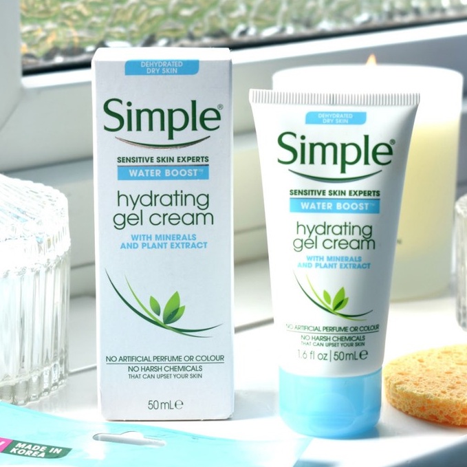 Kem Dưỡng ẩm Simple Sensitive skin expects Water boost Hydrating Gel Cream cho da khô 50ml PL002