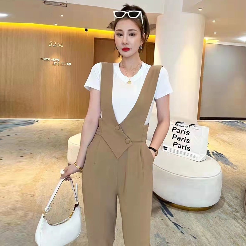 Set Áo Thun Ngắn Tay Cổ Tròn + Quần Yếm Ngắn Thời Trang Nữ Mới