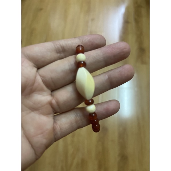 Vòng tay mã não đỏ si tuyển