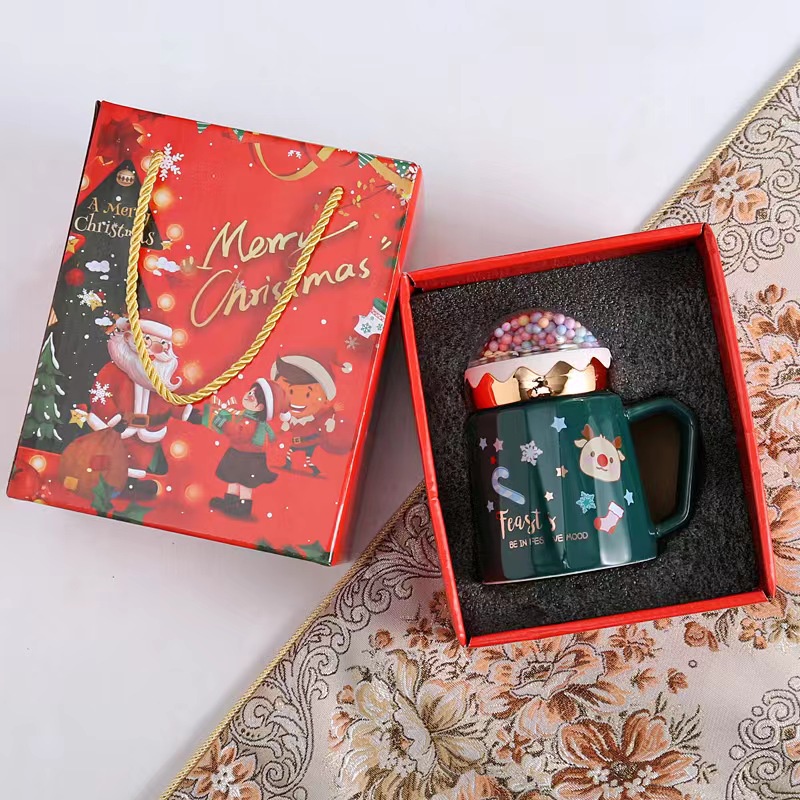 Cốc Sứ Cao Cấp Có Nắp Đậy In Họa Tiết Hoạt Hình Dễ Thương Dùng Làm Quà Tặng Giáng Sinh