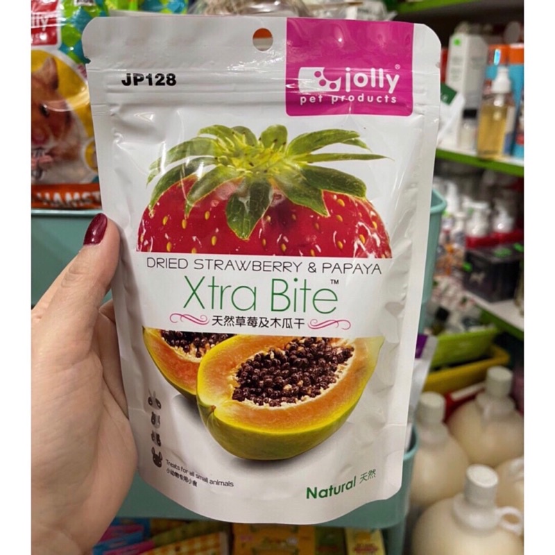 Snack Dâu &amp; Đu Đủ Sấy Jolly Dried Strawberry &amp; Papaya Xtra Bite cho Hamster | Thú Nhỏ 20g