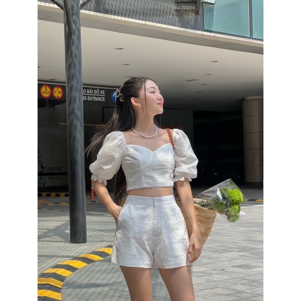 HINWORKSHOP | Set bộ áo croptop và quần short ngắn - Saldi Set | BigBuy360 - bigbuy360.vn