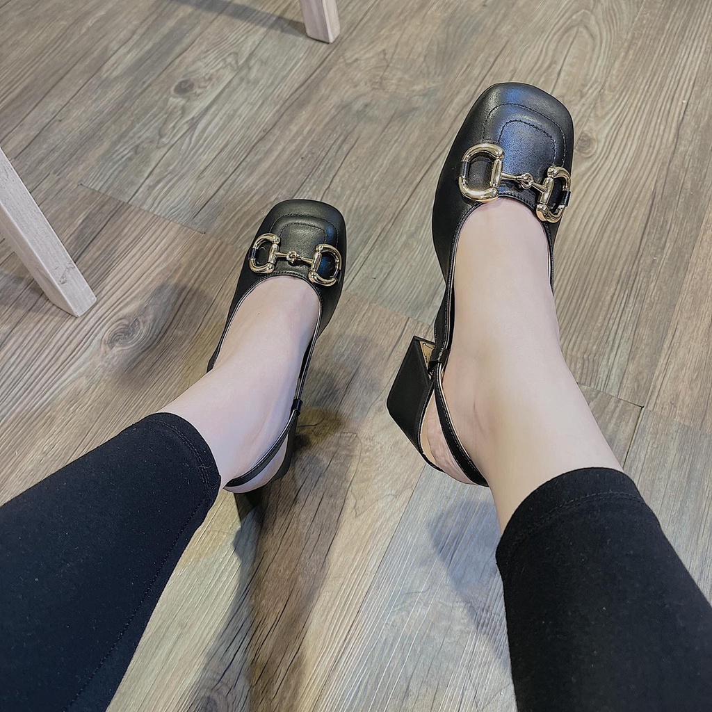 Sandal Gót Vuông Khóa D SD2062