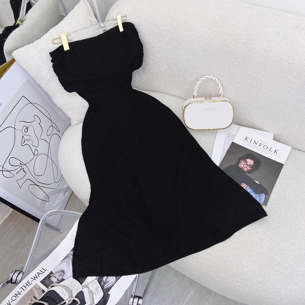 Đầm body midi ren trễ vai màu trắng/đen NÀNG CLOSET