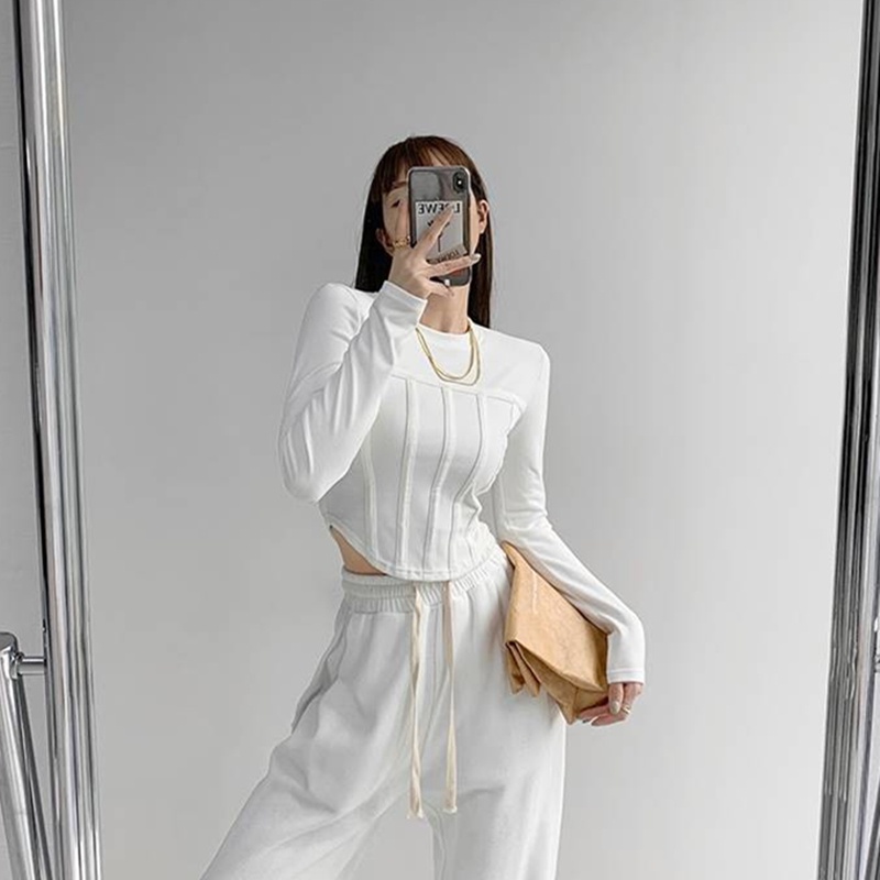 Áo Thun Hở Eo Màu Trơn Thiết Kế Mới Thời Trang Mùa Thu Dành Cho Nữ