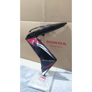 Cánh yếm bên trái - bửng yếm honda air blade 125 năm 2012-2014 màu đỏ. 64600k27v10zc