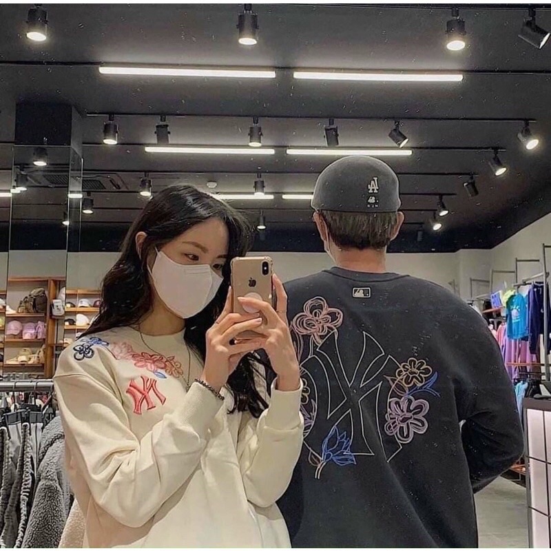 Sweater MLB thêu