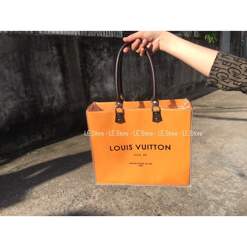 Túi giấy hãng custom size32