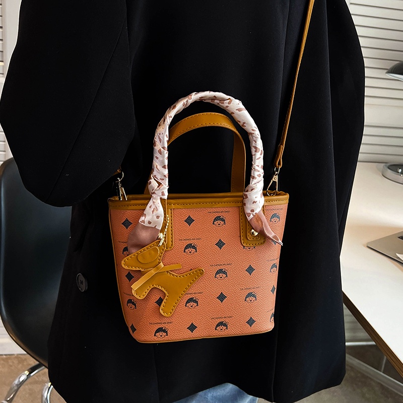 Túi Xách Bucket Thời Trang Thu Đông Cho Nữ