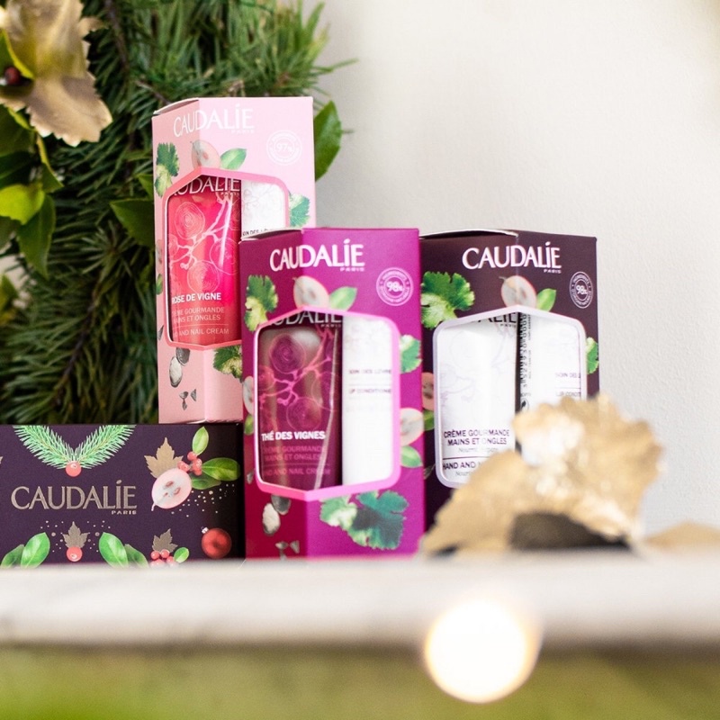 Set kem tay Caudalie + son dưỡng