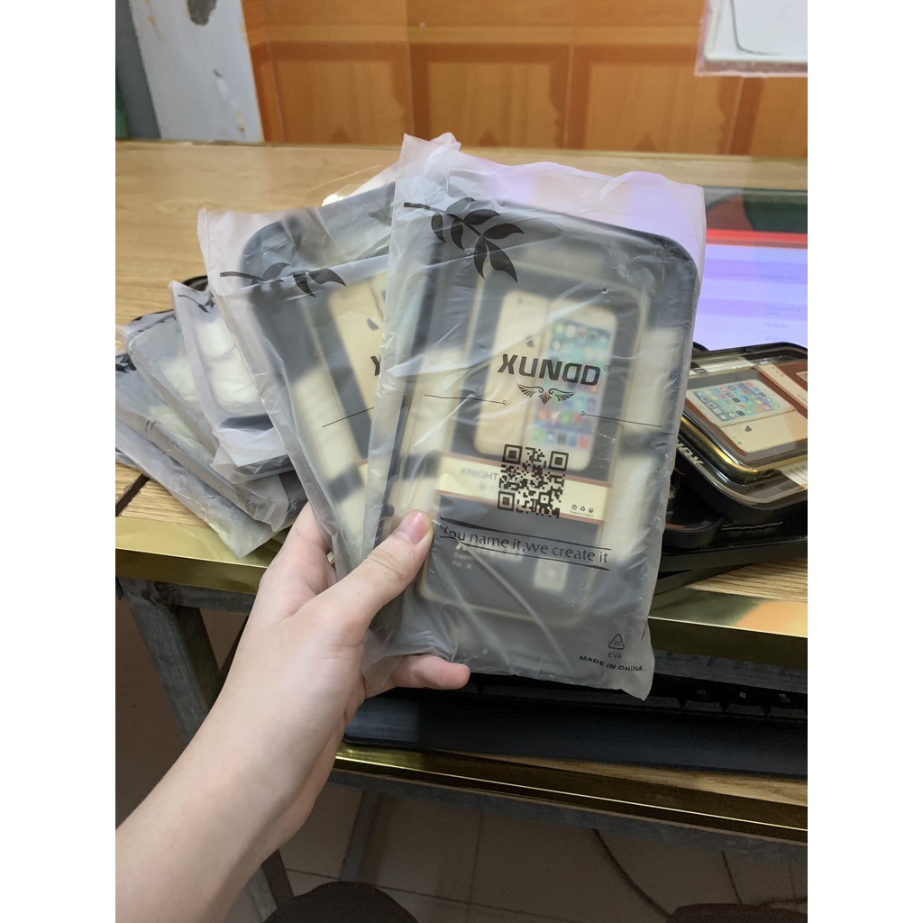 Ốp viền điện thoại ip 6G/6S  thời thượng  giá cực rẻ xả hàng số lượng lớn chất liệu kim loại bền bỉ chắc chắn.