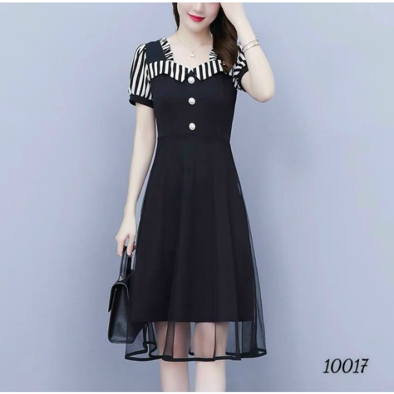 đầm thiết kế dáng dài với chất liệu UMI phối lưới còn size XXL(SP khách chốt trên live)