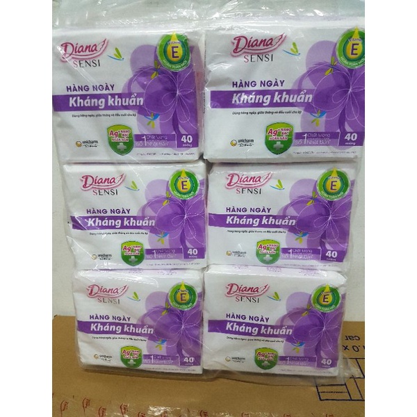 6 gói Băng vệ sinh kháng khuẩn loại 40 miếng