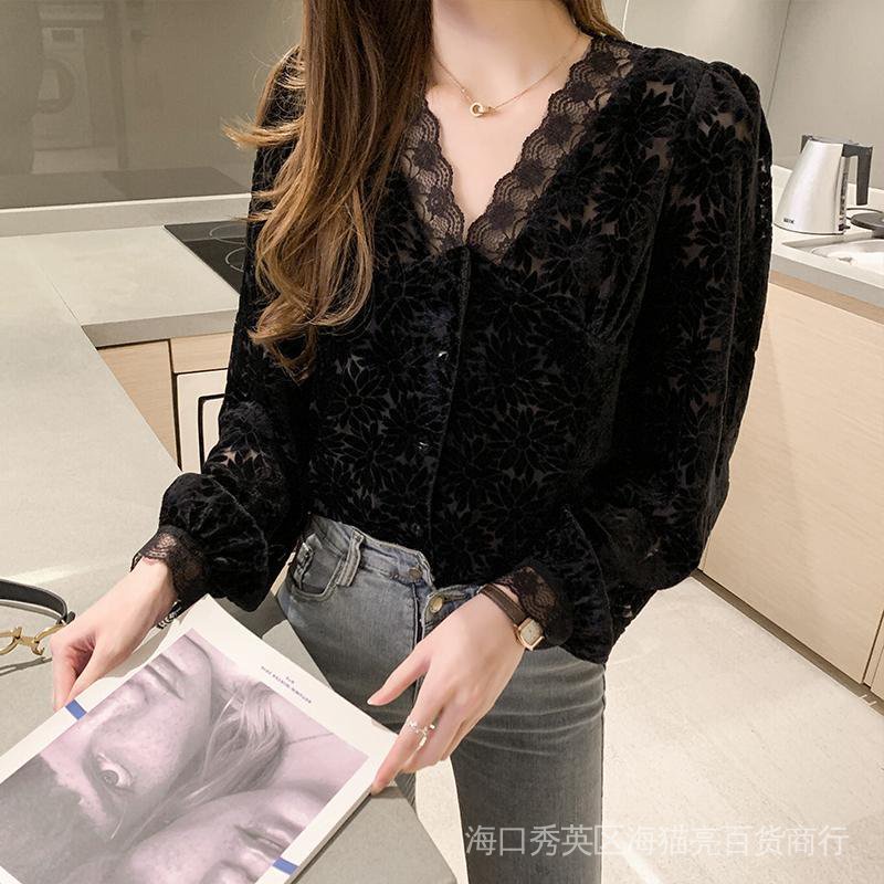 Áo Nhung Tay Dài Cổ Chữ v Phối Ren Màu Đen Phong Cách Retro Thời Trang Cho Nữ