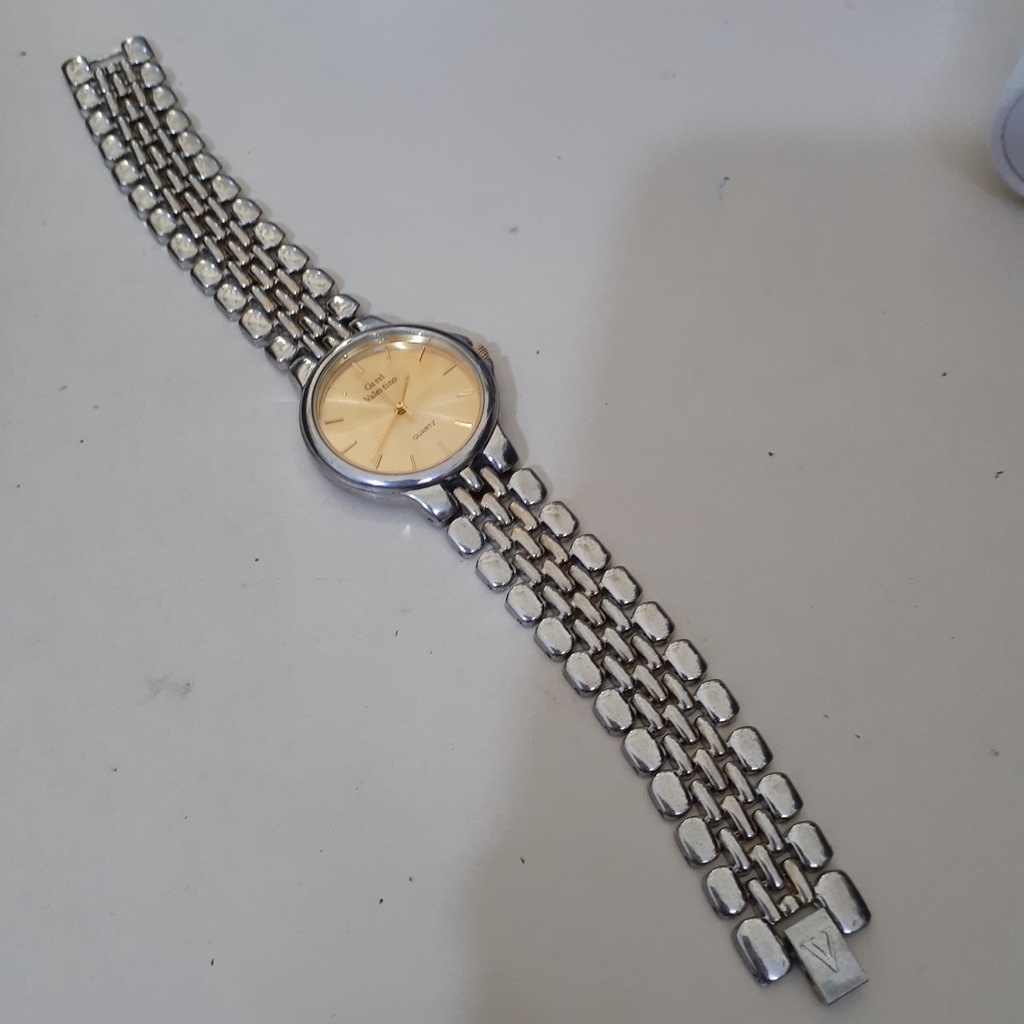 Đồng hồ đeo tay nữ Garel Valentino 2hand máy Nhật