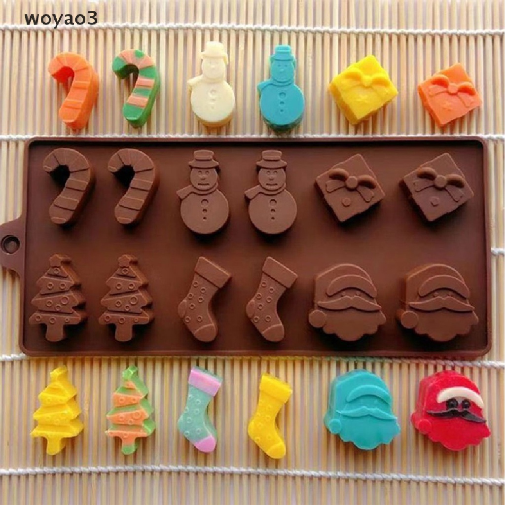 Khuôn Silicone Làm Đá / Bánh Kẹo / Sô Cô La Chủ Đề Giáng Sinh 3 Ngăn Tiện Lợi
