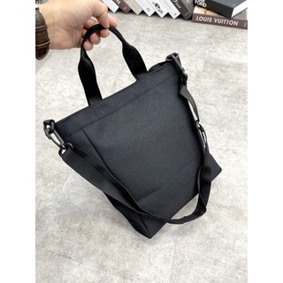 Túi MLB NY Mega Shoulder Bag Black B225 | Unisex - Full Tag Code