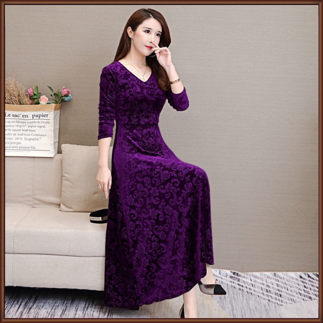 Đầm Nhung Dáng Chữ A Tay Dài Cổ Chữ V Màu Sắc Thanh Lịch