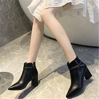 Giày Bốt Cổ Thấp Thời Trang Cá Tính Cho Nữ