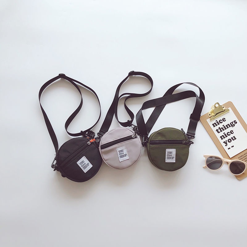 Túi Đeo Chéo Mini Hình Tròn Bằng Vải Bạt Thời Trang Hàn Quốc 2022 Phong Cách Đường Phố Mới Cho Bé Trai