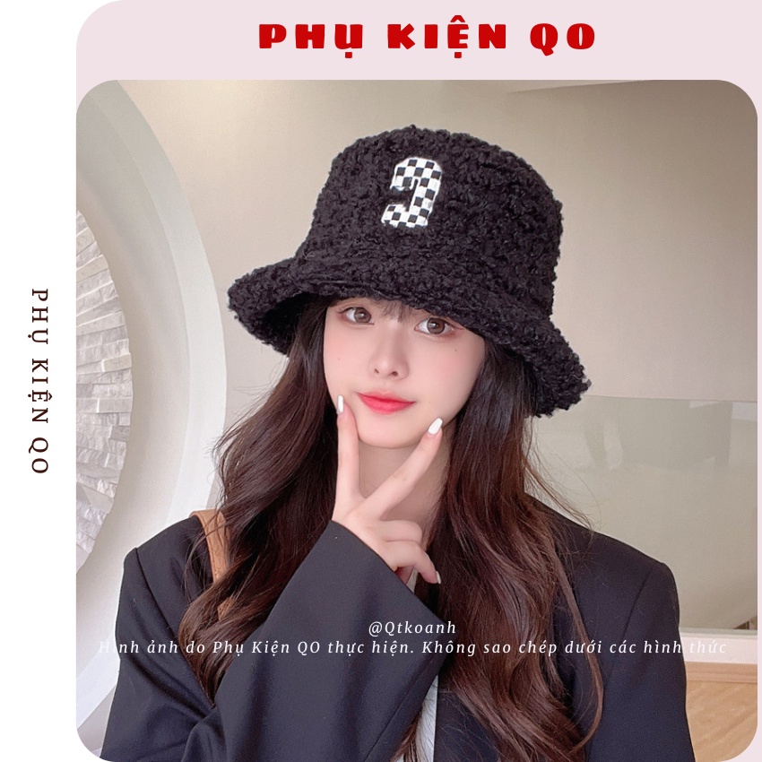 Mũ bucker lông cừu thêu chữ C BUK27