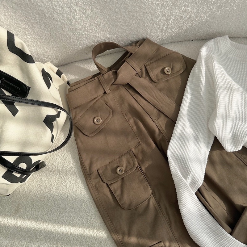 SÉT ÁO CROPTOP TAY DÀI + QUẦN TÚI HỘP KAKI