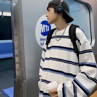 Áo Thun Nam Dài Tay Cổ Tròn Sọc Ngang Thời Trang