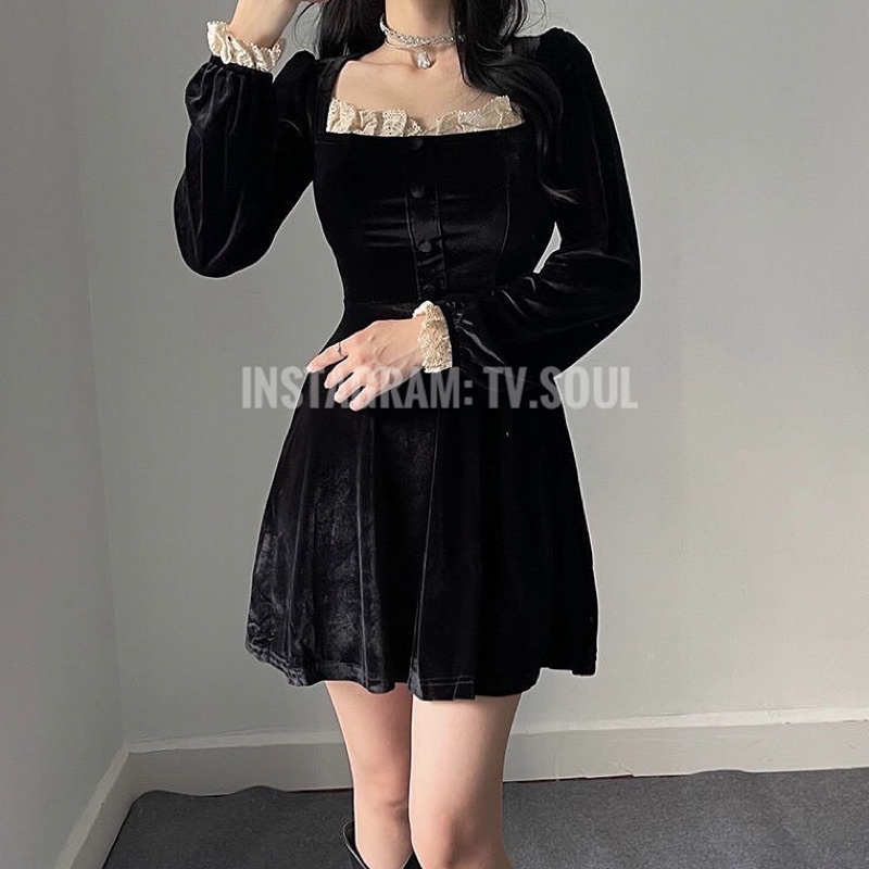 SALE Đầm nhung viền bèo