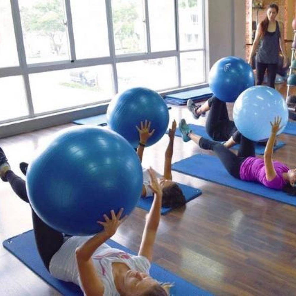 Bóng Tập Yoga 75cm Huy Bạt Chất Liệu Bóng Tập Pvc Độ Dày 2mm Chịu Lực 200kg Giúp Bạn Yên Tâm Tập Luyện Yoga