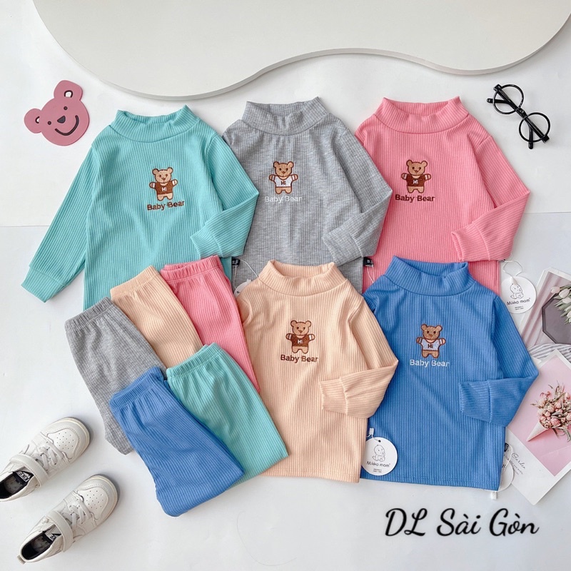 Bộ dài tay len tăm cổ cao thêu gấu cho bé trai bé gái