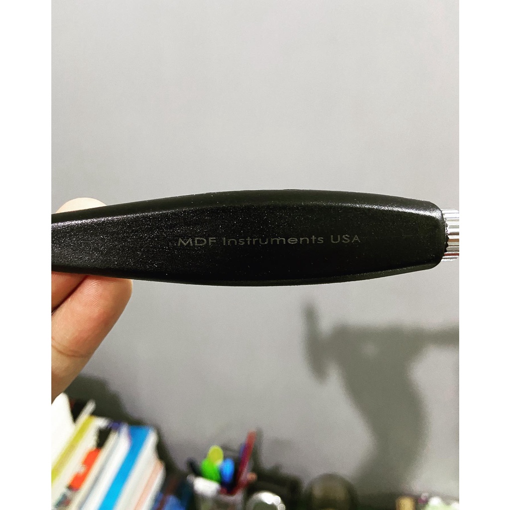 Búa phản xạ 4 trong 1 MDF® Lightweight Trömner Reflex Hammer 555P với bàn chải tích hợp cho phản xạ da và bề mặt