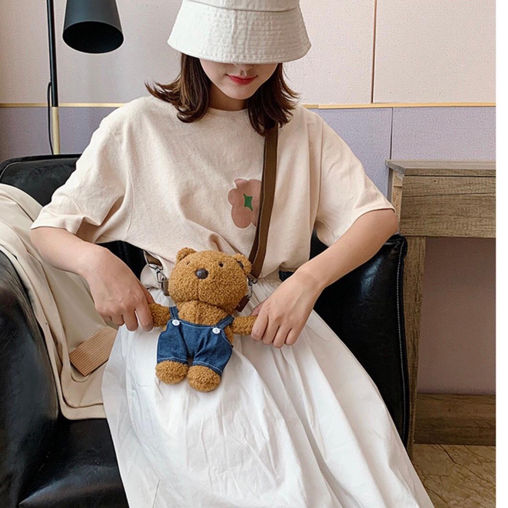 Túi Đeo Chéo Gấu Bông Màu Nâu Mang Áo  - Túi Đeo Vai Nhồi Bông Dễ Thương