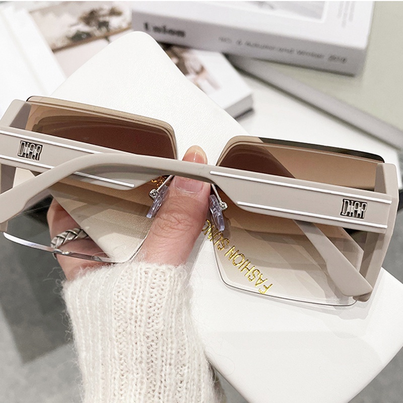 COD Kính Mát Gọng Vuông Lớn Chống Tia UV Thời Trang Cho Nữ