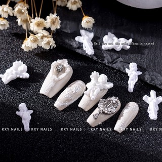 Charm thiên thần trang trí móng mới