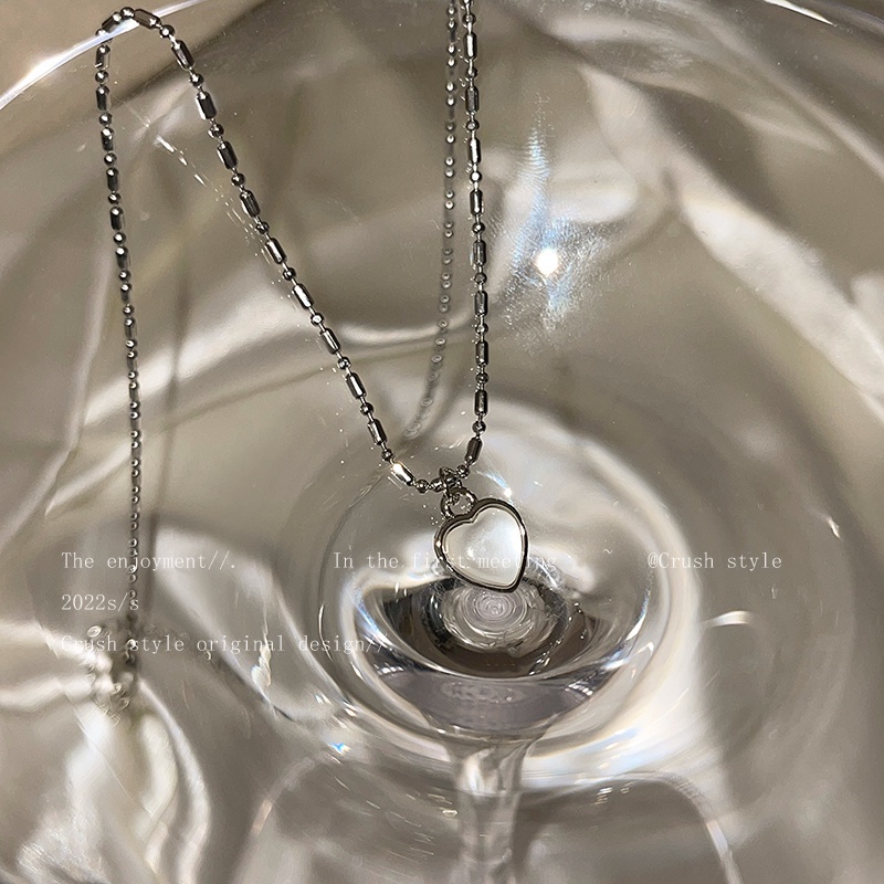 Vòng cổ AY mạ bạc mặt trái tim đính đá pha lê nhã nhặn