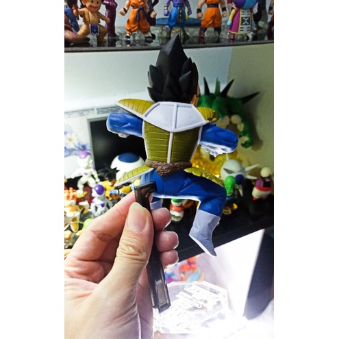 Mô hình Vegeta BWFC base khắc mica