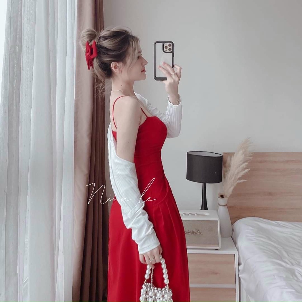 Sét váy đầm nữ hai dây cúp ngực xếp lý hai túi mix áo khoác tay dài trắng cực xinh xắn