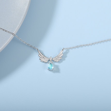 Vòng cổ Cánh Thiên Thần Đính Đá Mặt Trăng Sang Trọng