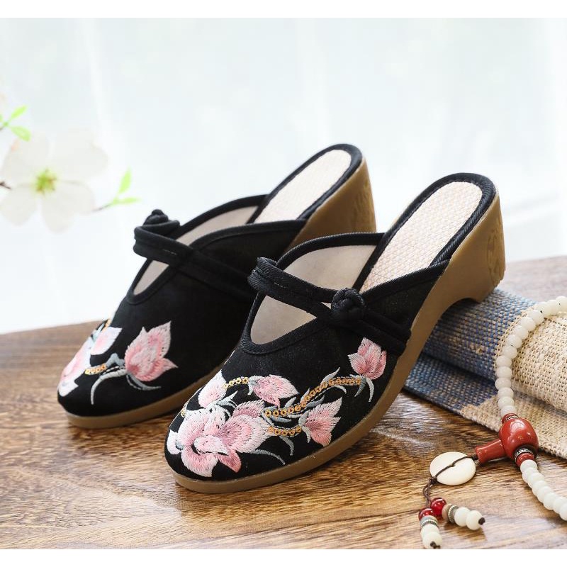 021 Cho Nữ EmbAa1