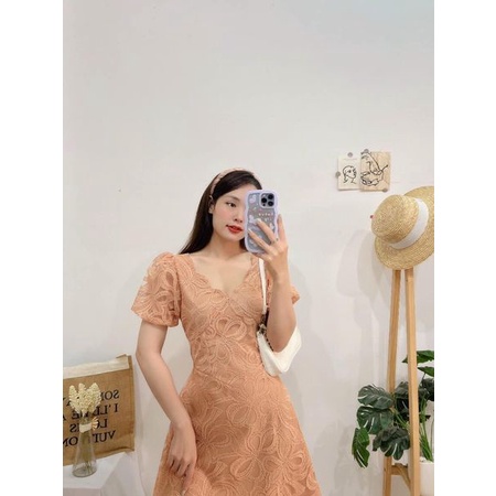 ĐẦM VÁY REN NƠ CỔ LƯỢN - Hình Shop Chụp