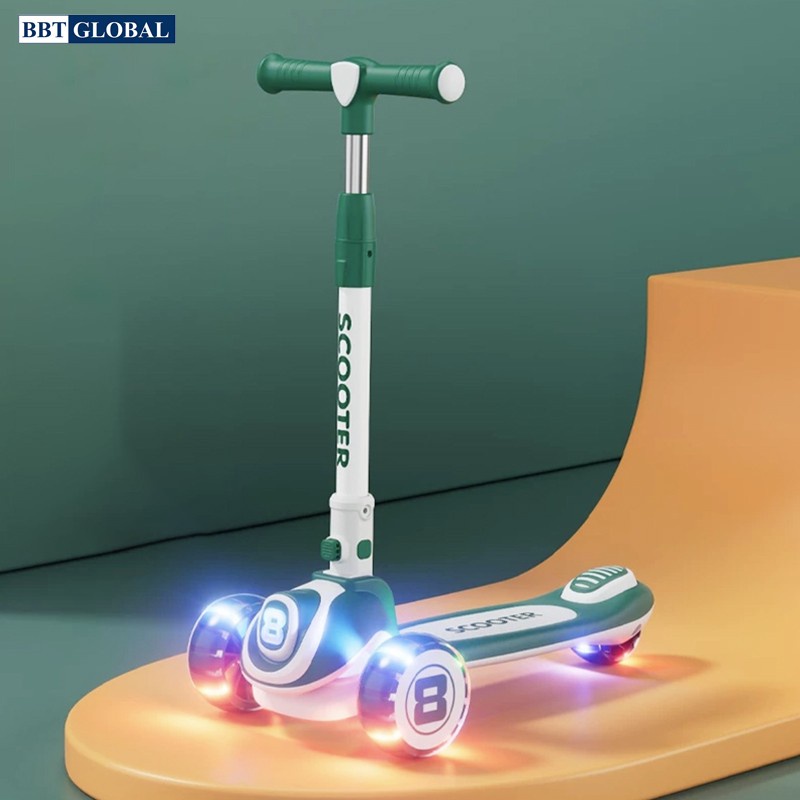 Xe trượt scooter cho bé BBT Global bánh sáng KM986/989