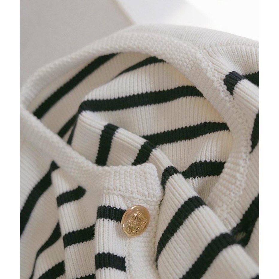 Áo len kẻ basic giả tweed cúc áo mạ vàng - Dreamynt