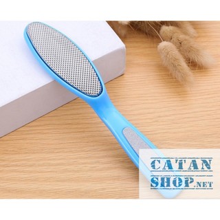 01 Dụng Cụ Chà Gót Chân 2 in 1, bàn chải kim loại, cây tẩy tế bào chết, miếng chà nhám tẩy tế bào chết da chân_HL069