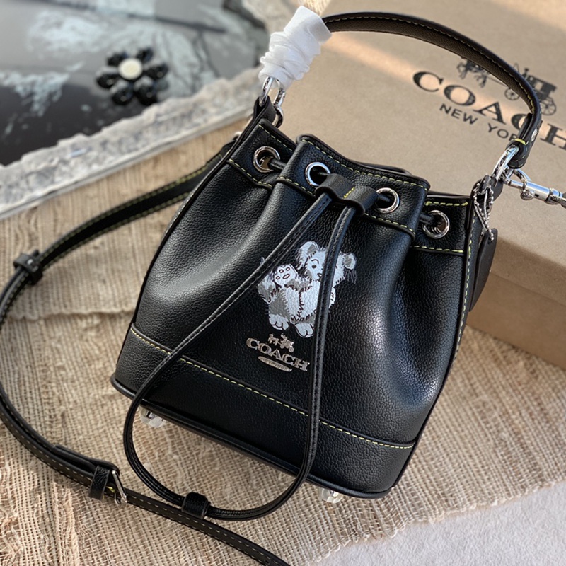Túi Xách Bucket Mini Màu Đen Chất Liệu Mềm Mại Phong Cách Thời Trang 2022
