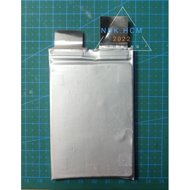 cell pin lithium polymer dòng xả cao 200A thay thế cho các thiết bị cần dòng xả cao