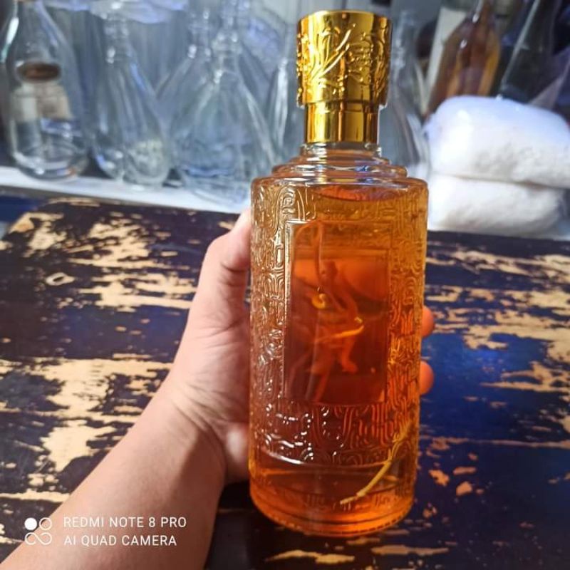 Chai chiết rót rượu thủy tinh chạm hình hoa văn nổi 700ML, Vỏ Chai Đựng Rượu 700ML - Hình trụ tròn 700ML